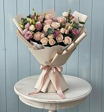 Букет цветов из:  Розы и Лизиантусы в Буланаше