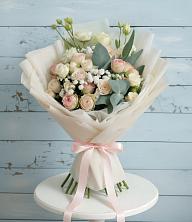 Букет цветов из:  Розы и Лизиантусы в Буланаше