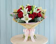 Букет цветов из:  Лилии и Розы в Буланаше