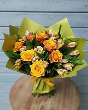 Букет цветов из:  Альстромерии и Розы в Буланаше