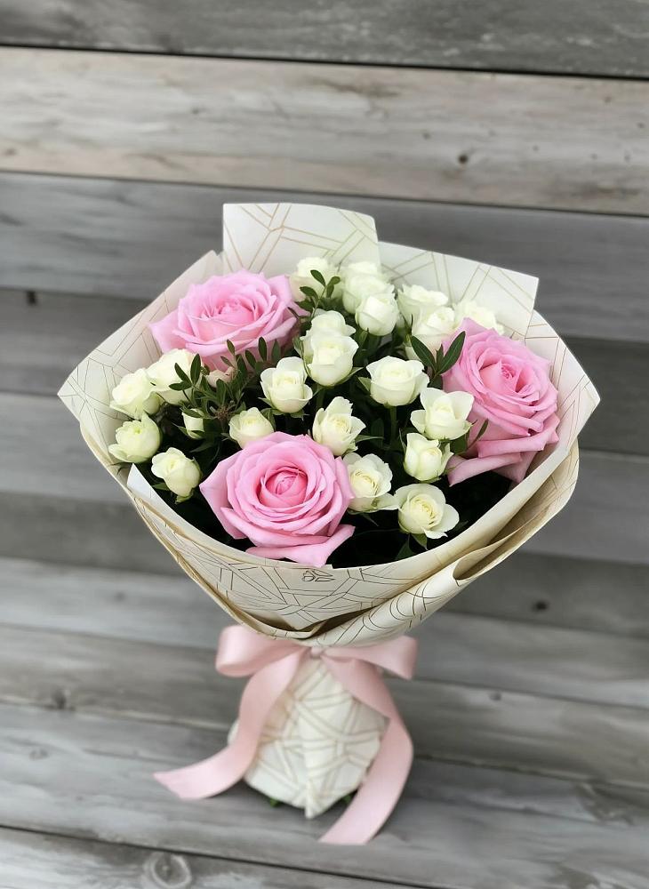 Букет цветов из: Розы в Буланаше