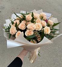 Букет Кремовые розы Латте в Буланаше