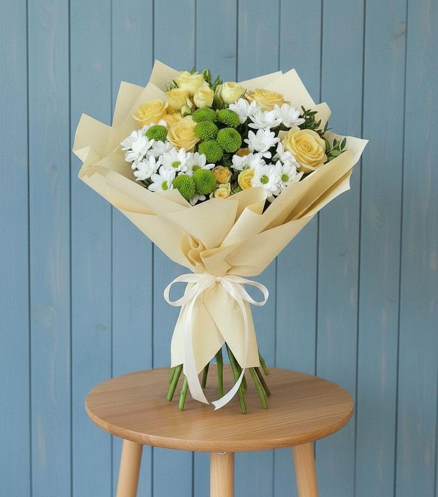 Букет цветов из: Хризантемы и Розы в Буланаше