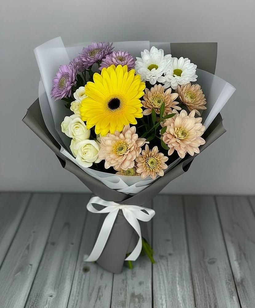 Букет цветов из: Розы, Герберы и Хризантемы в Буланаше