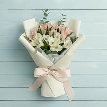Букет цветов из:  Альстромерии в Буланаше