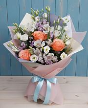 Букет цветов из:  Лизиантусы, Розы, Альстромерии и Гипсофила в Буланаше