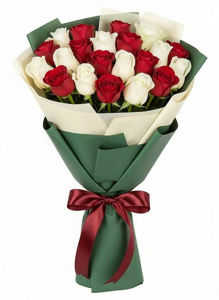 Букет Микс из красных и белых роз в Буланаше