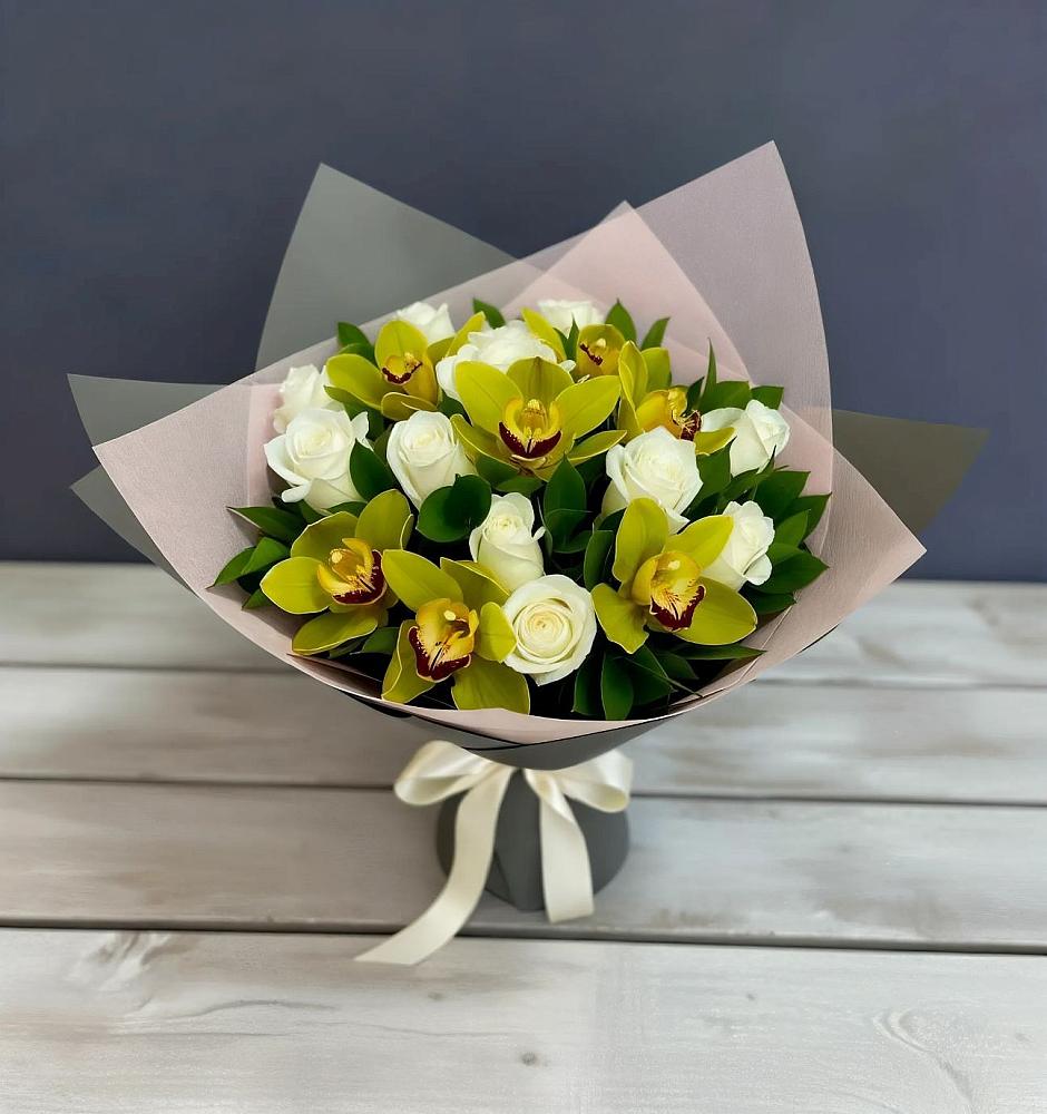 Букет цветов из: Орхидеи и Розы в Буланаше