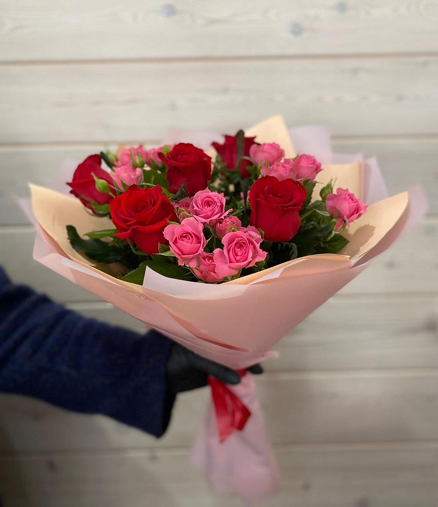 Букет цветов из: Розы в Буланаше