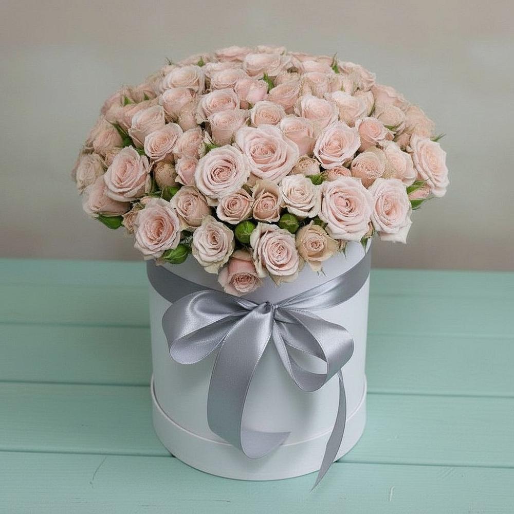 Цветочная композиция из Розы в шляпной коробке в Буланаше